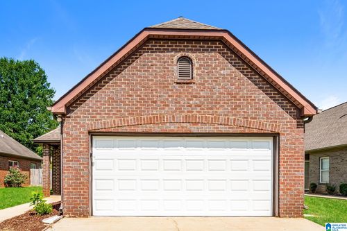 8254 Owen Park Dr, Lake View, AL, 35111-3042 | Card Image