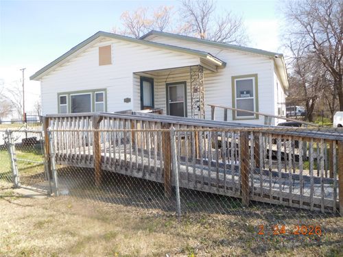 655 Crawford St, Fort Worth, TX, 76104-3425 | Card Image