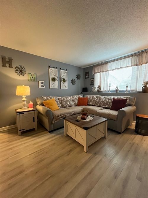 apt-10b-5455 N Main St, Fall River, MA, 02720-2056 | Card Image