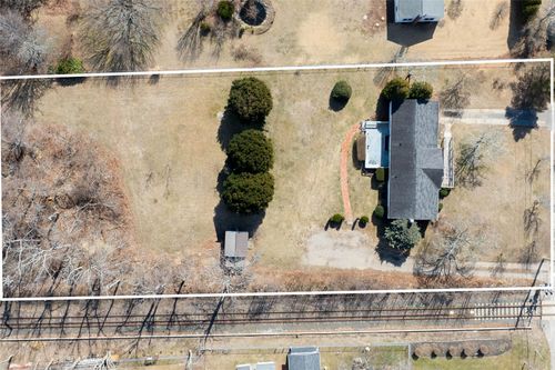 1720 Carroll Ave, Peconic, NY, 11958 | Card Image