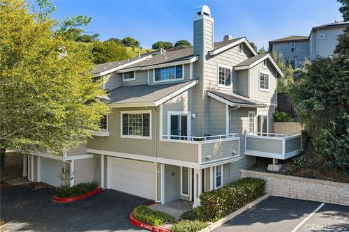 1060 Trevor Way, San Luis Obispo, CA, 93401-4545 | Card Image