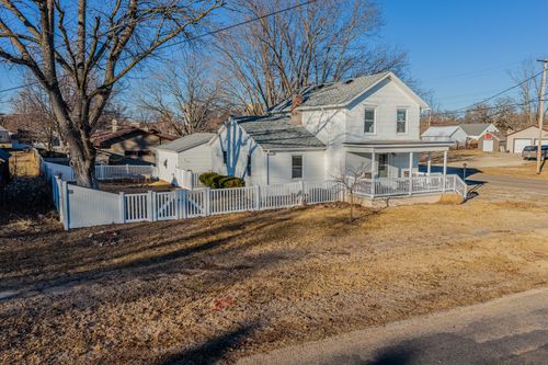 220 E 2nd St, Wyanet, IL, 61379-4546 | Card Image