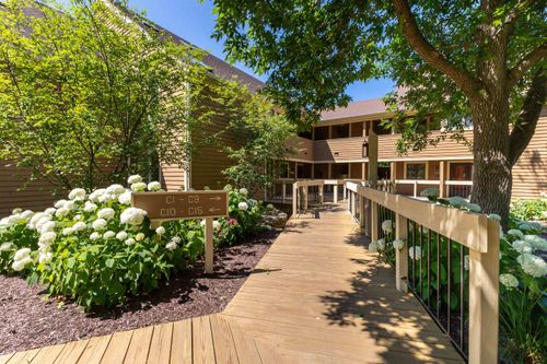 C 9 Long Bay Point Drive, Galena, IL, 61036 | Card Image