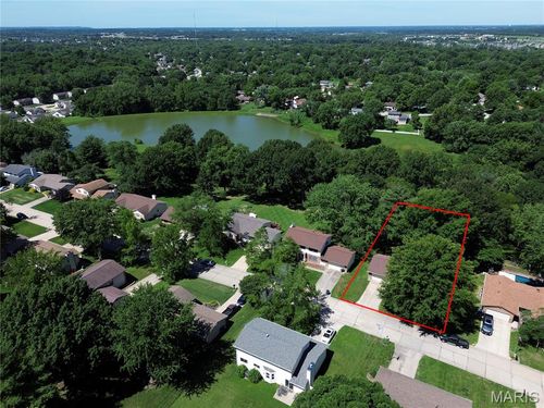 31 Great Lakes Dr, Saint Peters, MO, 63376-3225 | Card Image