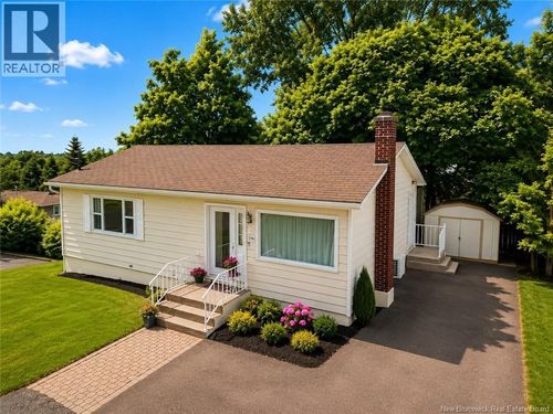 173 Winter Ave, Moncton, NB, E1C5X5 | Card Image