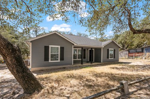 105 Brite Ln, Poteet, TX, 78065-4593 | Card Image