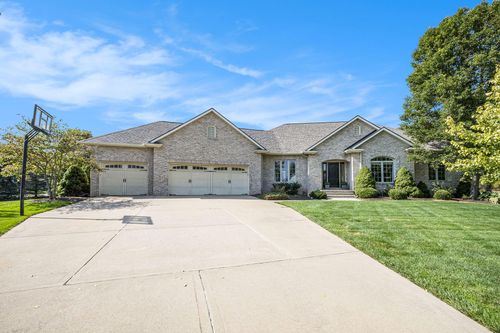 4055 Boulder View Dr, Belmont, MI, 49306-9133 | Card Image