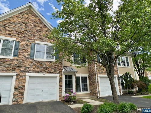 35 Magnolia Way, North Haledon, NJ, 07508-3112 | Card Image