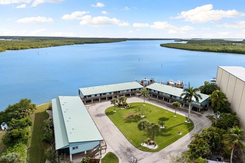 h36-611 Palm Ave, Goodland, FL, 34140 | Card Image