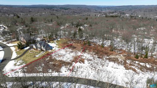 110 Windsor Ct, Avon, CT, 06001 | Card Image