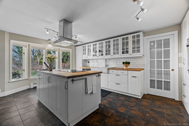 57 Lynde St, House other with 3 bedrooms, 2 bathrooms and null parking in Old Saybrook CT | Image 10