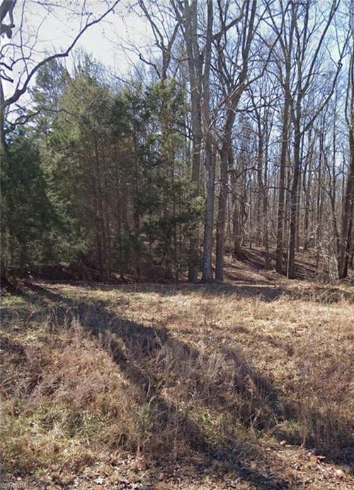 605 Scotts Glen Dr, Greensboro, NC, 27455-8424 | Card Image