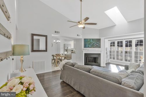 apt-301-9310 Caspian Way, MANASSAS, VA, 20110-6188 | Card Image