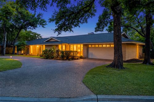 6808 Mesa Dr, Austin, TX, 78731-2820 | Card Image