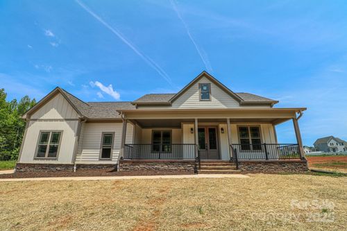 1070 Castle Mill Ln, Salisbury, NC, 28147-6008 | Card Image