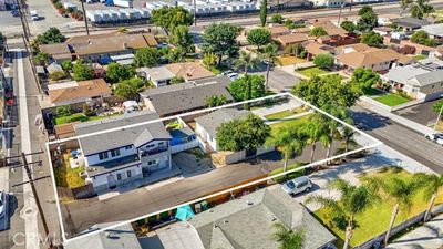 10th Street, Home with 7 bedrooms, 5 bathrooms and null parking in Chino CA | Image 2