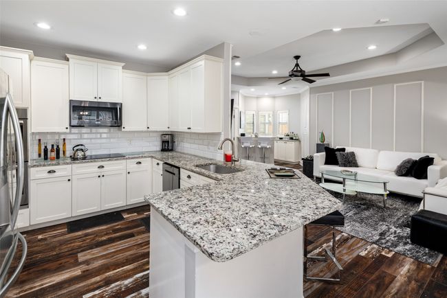 4315 Creekmeadow Dr, House other with 4 bedrooms, 3 bathrooms and null parking in Dallas TX | Image 13