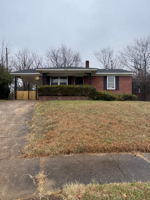 2404 Perry Cv, Memphis, TN, 38106-8216 | Card Image