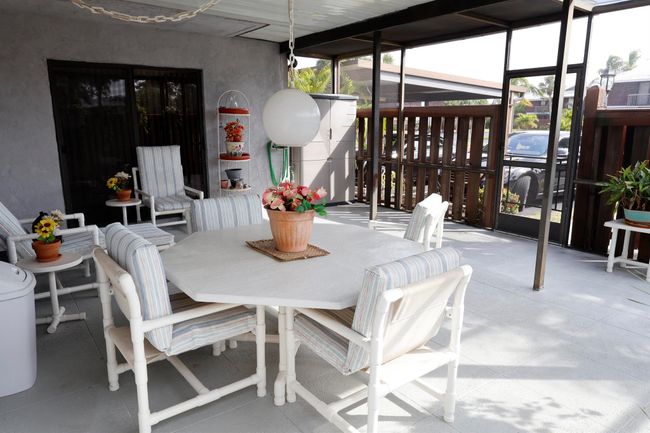 3302 Se Guenevere Ln, Condo with 2 bedrooms, 3 bathrooms and null parking in Port St Lucie FL | Image 18