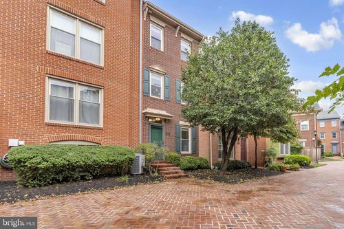 520 Colecroft Ct, ALEXANDRIA, VA, 22314-2146 | Card Image