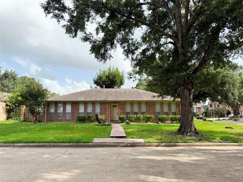 13430 Exton Ln, Houston, TX, 77070-4023 | Card Image