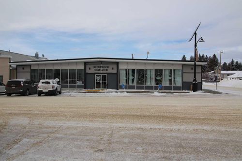 {{alt}} | Card Image