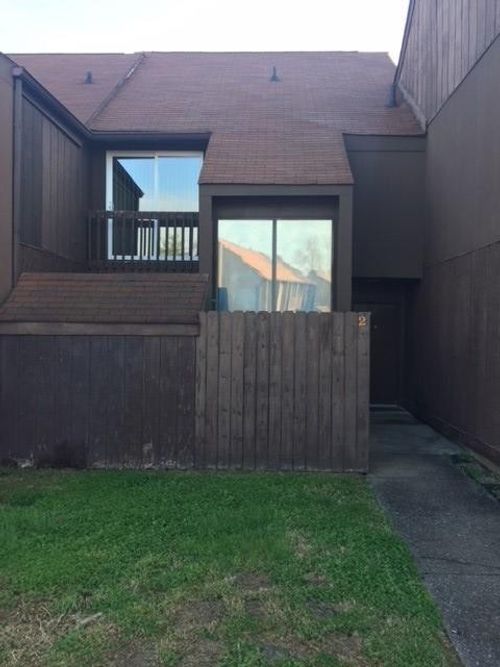 2 Sycamore Ct, Antioch, TN, 37013-4304 | Card Image