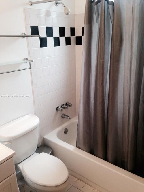 apt-105-1502 Jefferson Ave, Miami Beach, FL, 33139-3446 | Card Image