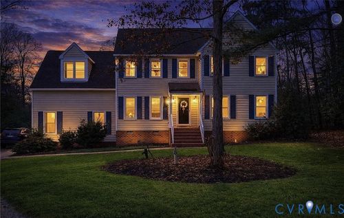 715 Sawdust Dr, MANAKIN SABOT, VA, 23103-3207 | Card Image