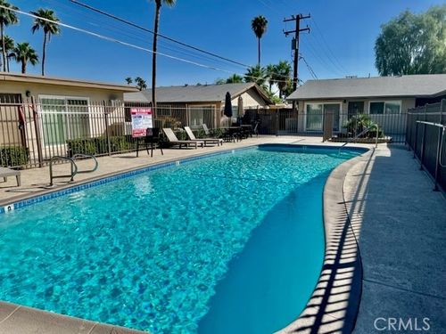 a-685 E Vista Chino, Palm Springs, CA, 92262-3268 | Card Image