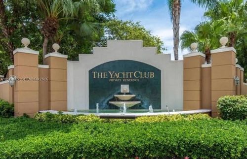5601-19701 E Country Club Dr, Aventura, FL, 33180-4806 | Card Image
