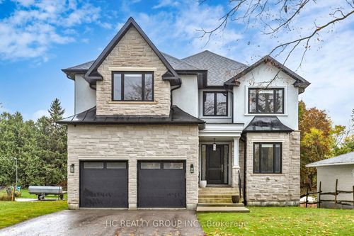 6077 Hillsdale Dr, Stouffville, ON, L4A3B7 | Card Image