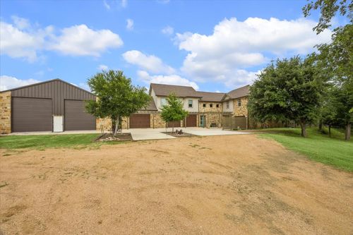 511 Chimney Cove Dr, Marble Falls, TX, 78654-3558 | Card Image
