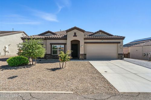 571 W Camino Del Toro, Vail, AZ, 85641-2877 | Card Image
