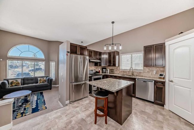 139 Carmel Close Ne, Home with 4 bedrooms, 2 bathrooms and 2 parking in Calgary AB | Image 15