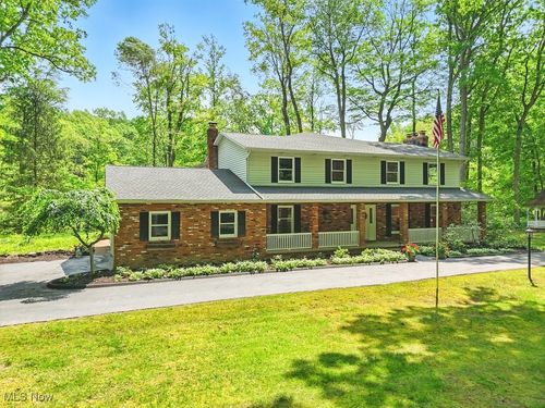 7965 Jill Dr, Sagamore Hills, OH, 44067-1640 | Card Image