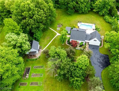 16185 Cowley Road, Grafton, OH, 44044 | Card Image