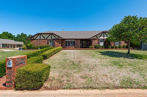3231 Stonybrook Rd, Oklahoma City, OK, 73120-5310 | Card Image