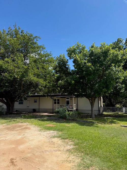 73 Fm 1221, Hext, TX, 76848-1702 | Card Image