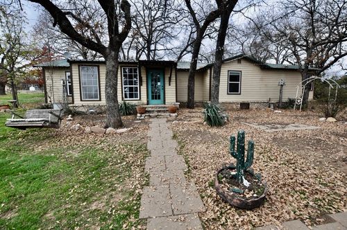 1846 Ranger Hwy, Weatherford, TX, 76088-9138 | Card Image