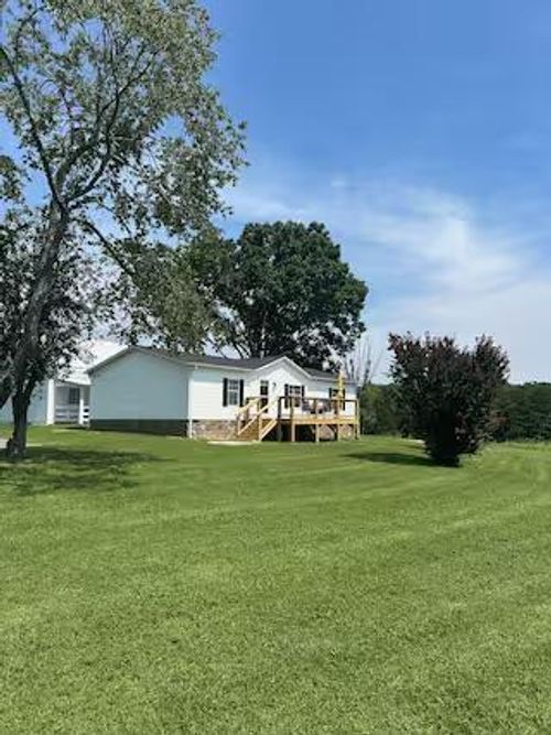 220 Camp Fincastle Ln, Fincastle, VA, 24090-3441 | Card Image