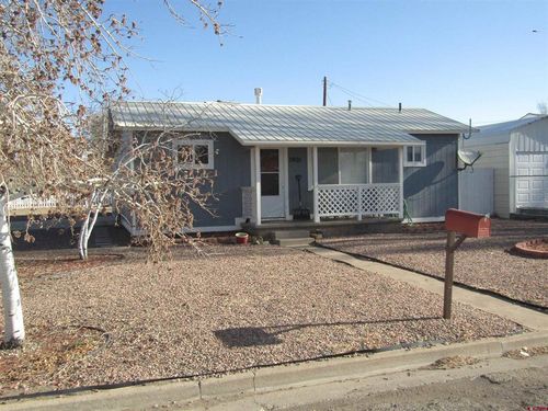 1901 Huxley Ave, Monte Vista, CO, 81144-1666 | Card Image