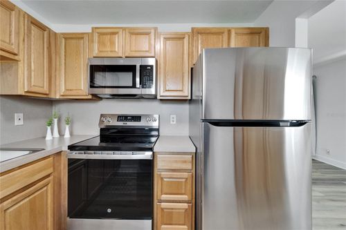 g156-302 Andover Pl S, Sun City Center, FL, 33573-5915 | Card Image