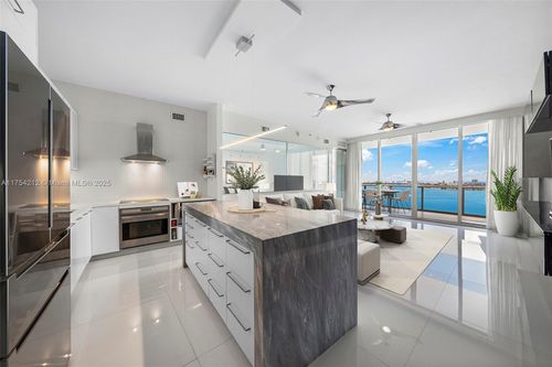 apt-2907-2020 N Bayshore Dr, Miami, FL, 33137-5172 | Card Image