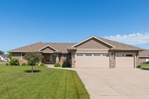 1796 Applewood Drive, LAWRENCE, WI, 54115 | Card Image