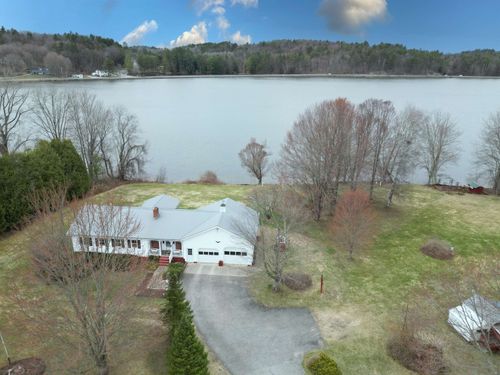 48 Maplewood Ave, Milton, VT, 05468-4022 | Card Image