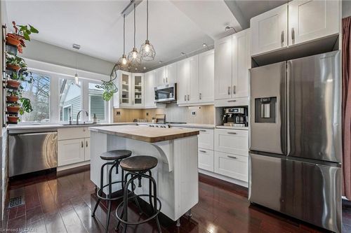 4027 Highway 6, Puslinch, ON, N0B2J0 | Card Image