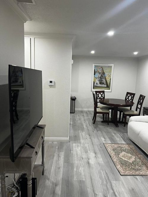 211-2810 N Arcadia Ct, Palm Springs, CA, 92262-1658 | Card Image