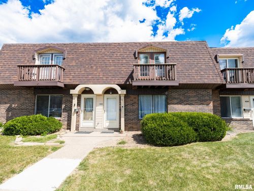 4036 N Westport Ct, Peoria, IL, 61615-3906 | Card Image