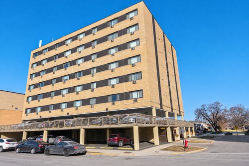 5b-7300 W North Ave, Elmwood Park, IL, 60707-4247 | Card Image